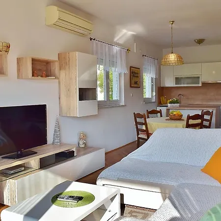 Duda, Rab Apartamento