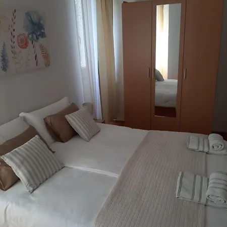 Duda, Rab Apartamento Banjol