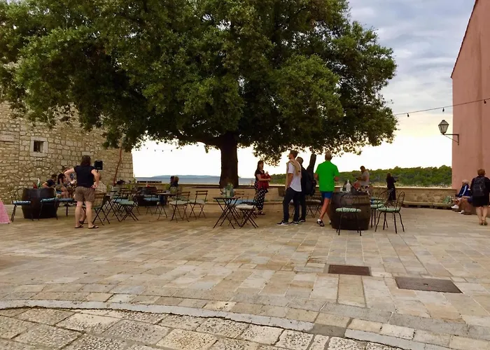 Duda, Rab Lägenhet *